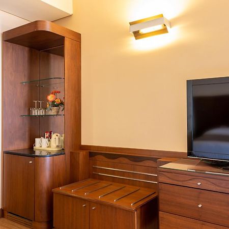 ג'יה Jiyeh Marina Resort Hotel & Chalets מראה חיצוני תמונה