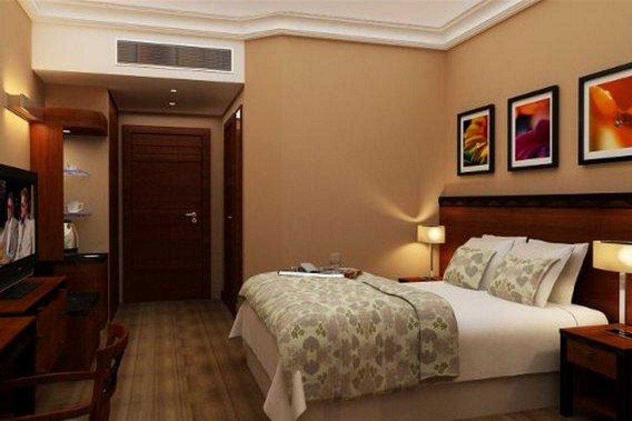 ג'יה Jiyeh Marina Resort Hotel & Chalets מראה חיצוני תמונה