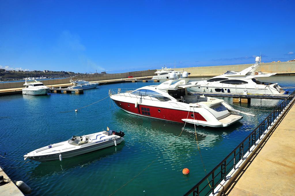 ג'יה Jiyeh Marina Resort Hotel & Chalets מראה חיצוני תמונה