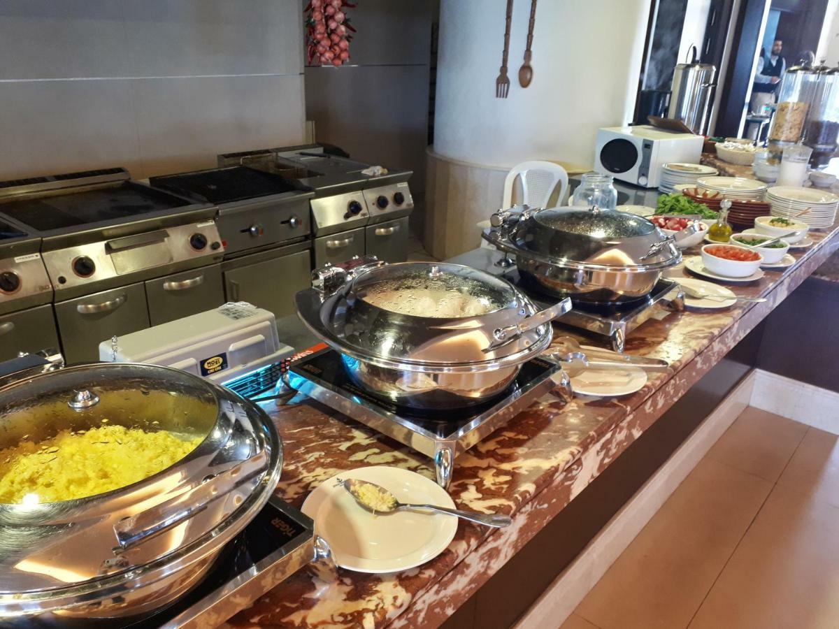 ג'יה Jiyeh Marina Resort Hotel & Chalets מראה חיצוני תמונה